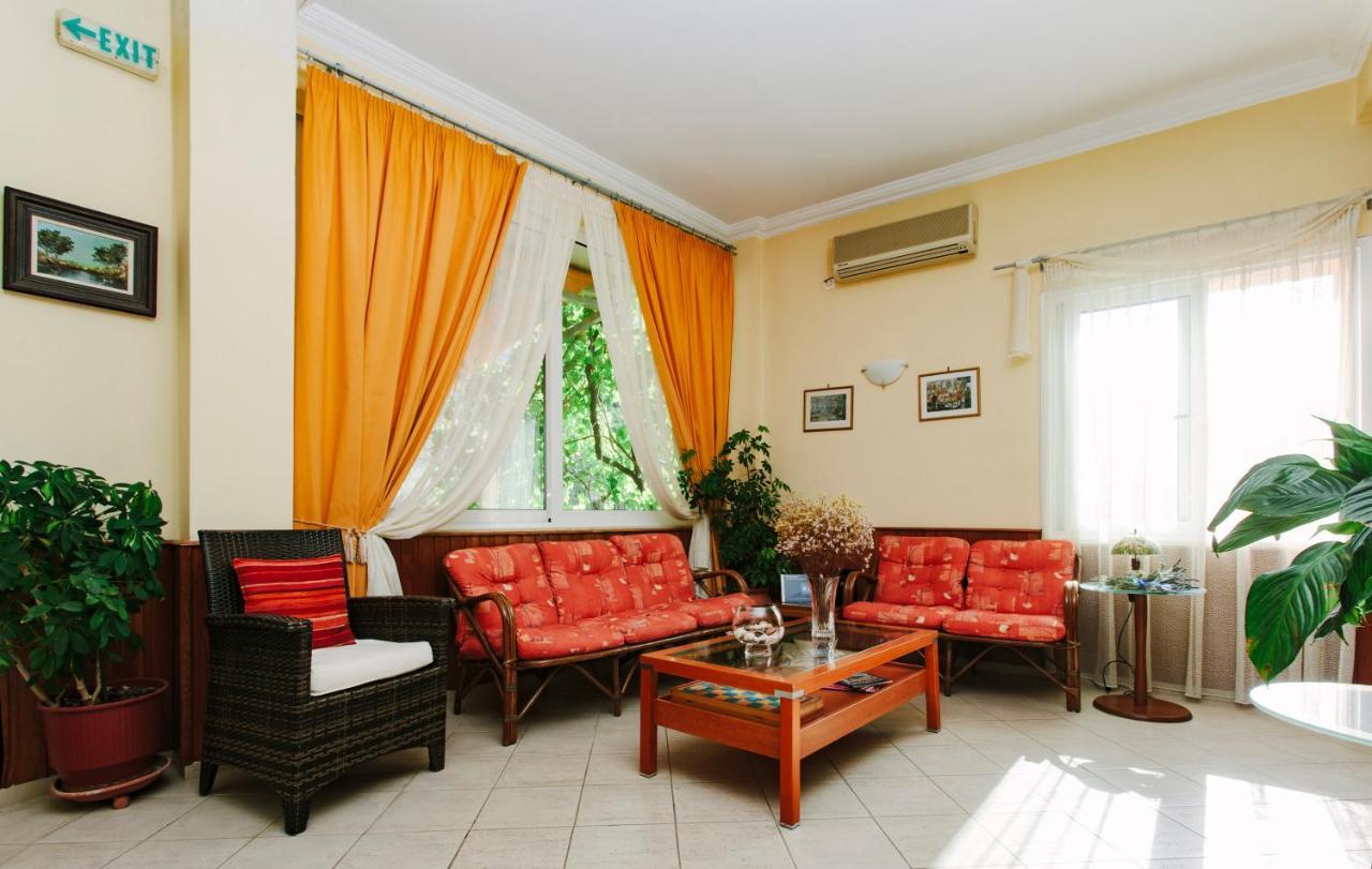 Hotel Loula Rooms And Apartments Kamena Vourla Exterior photo